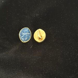 Vintage Blue and Gold Tone Oval Clip Earrings